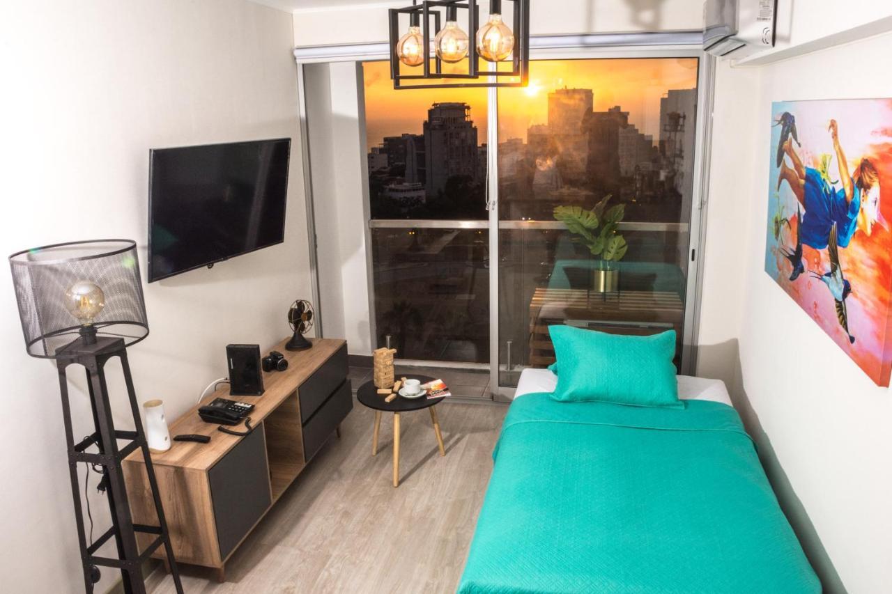 Vibrant Barranco Apartment *